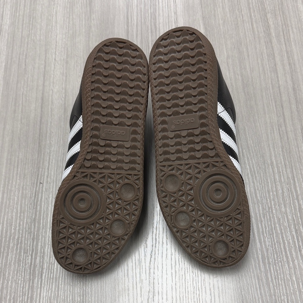 Adidas Men's Black and White Samba Sneakers - Picture 4 of 4